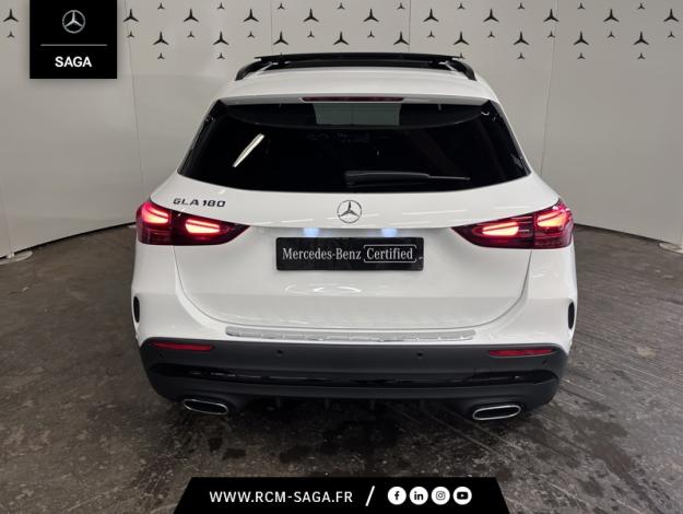 MERCEDES-BENZ GLA 180 AMG Line  GLA 180 AMG Line