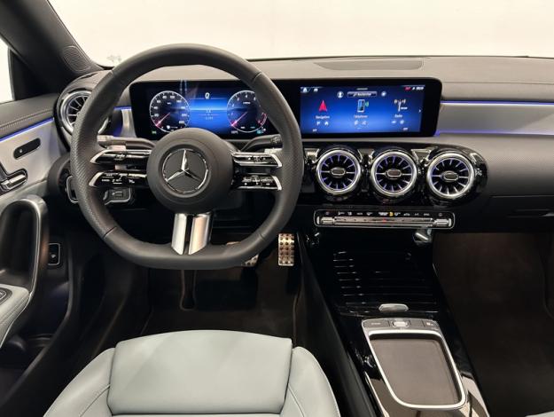 MERCEDES-BENZ CLA CLA 180 Coupé