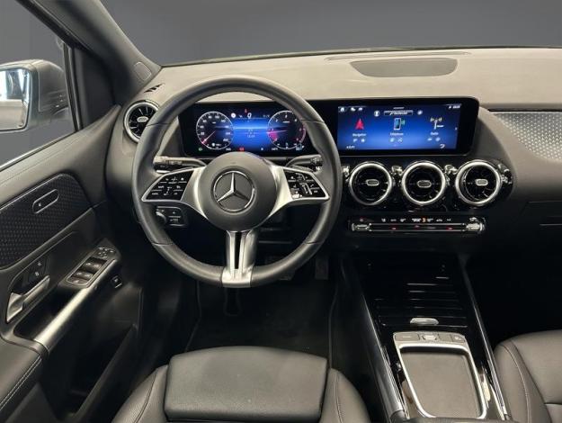 MERCEDES-BENZ B 180 d Business Solution  
