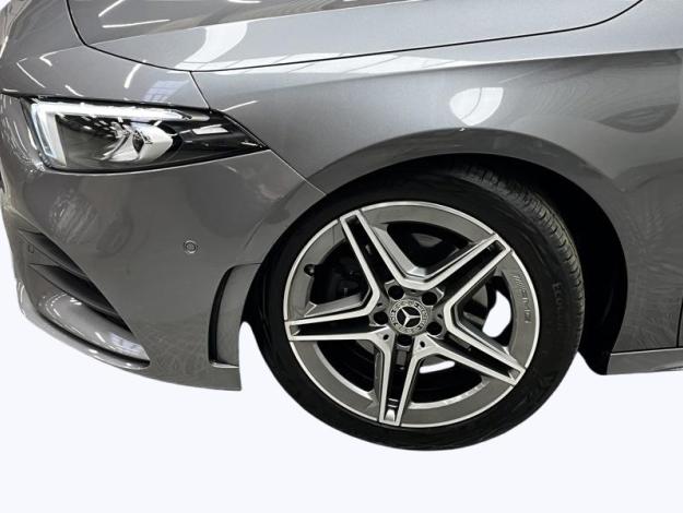 MERCEDES-BENZ Classe A 180 Berline AMG Line AMG Line 