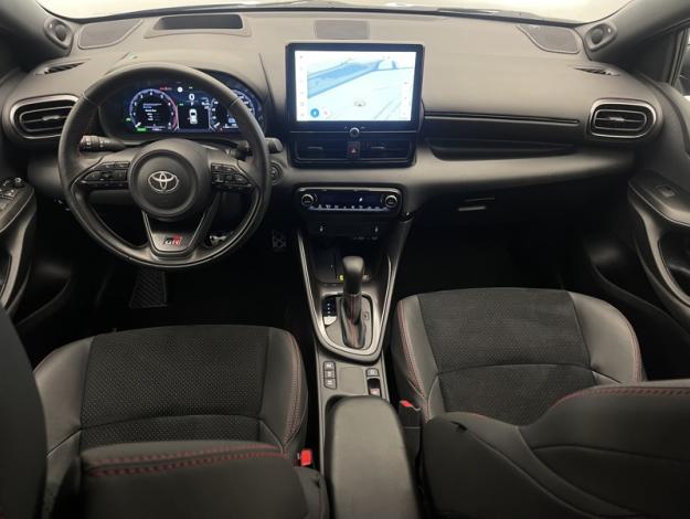 TOYOTA Yaris Hybride Hybride 130h GR SPORT  