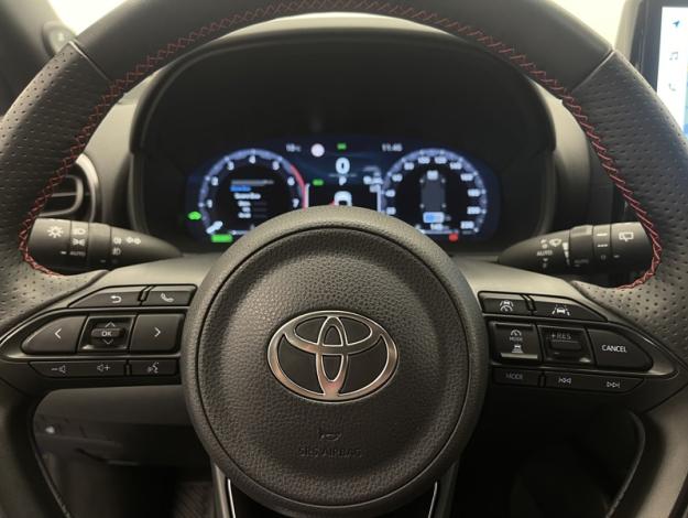 TOYOTA Yaris Hybride Hybride 130h GR SPORT  