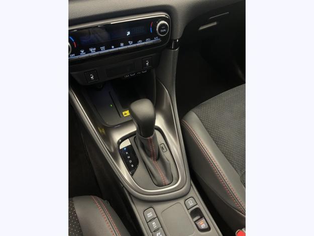 TOYOTA Yaris Hybride Hybride 130h GR SPORT  