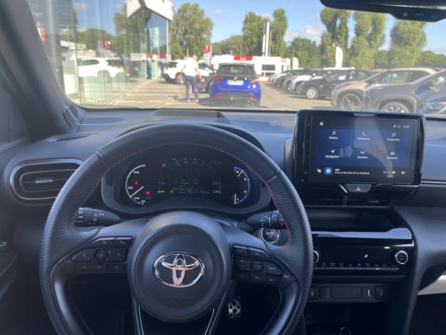 TOYOTA Yaris Cross Hybride 1.5 HYBRID 116H GR SPORT AUTO  