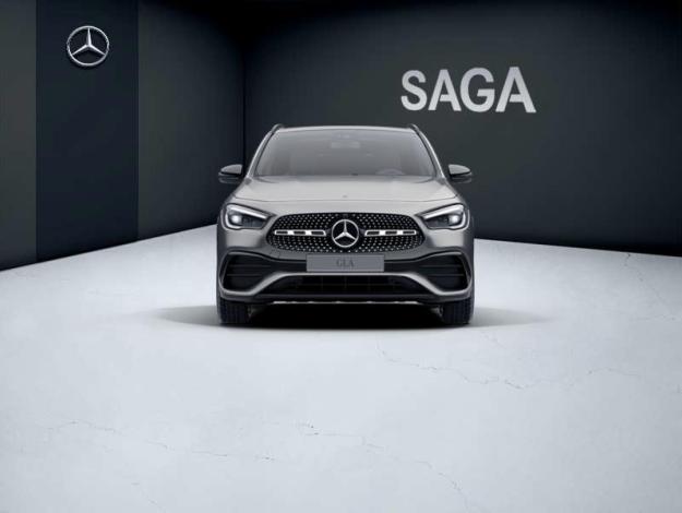 MERCEDES-BENZ GLA 250 e AMG Line  