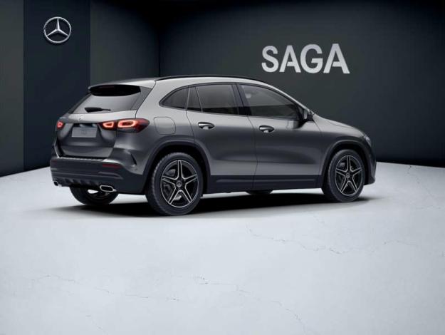 MERCEDES-BENZ GLA 250 e AMG Line  