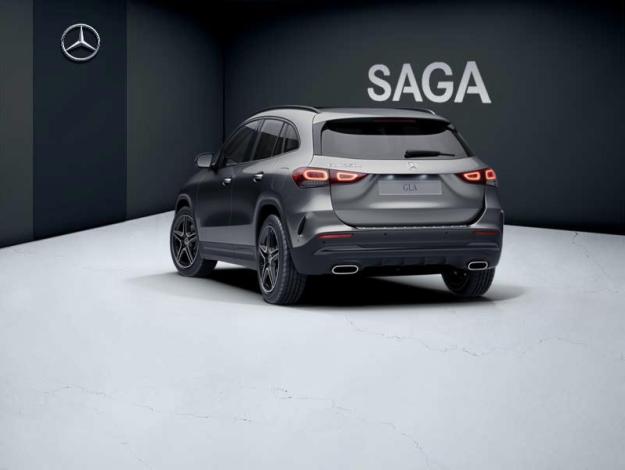 MERCEDES-BENZ GLA 250 e AMG Line  
