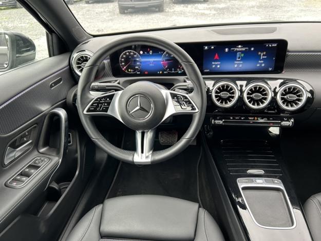 MERCEDES-BENZ A 200 d  Berline  
