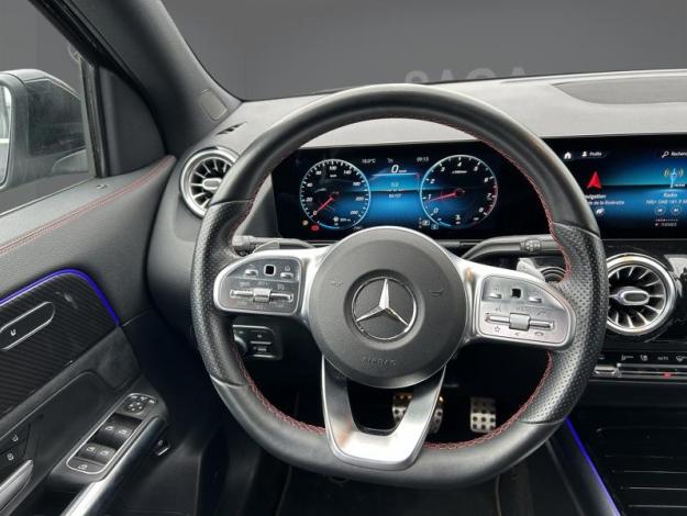 MERCEDES-BENZ GLA 200 AMG Line 