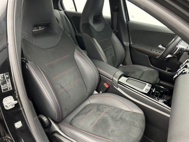 MERCEDES-BENZ A 250 e AMG Line  A 250