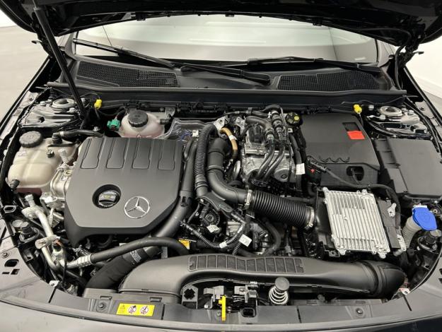 MERCEDES-BENZ A-Klasse A 250 e Compact Saloon
