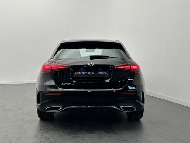 MERCEDES-BENZ A 250 e AMG Line  A 250