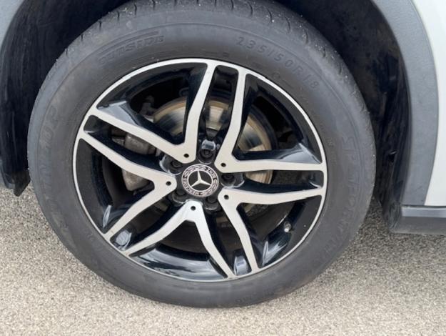 MERCEDES-BENZ GLA 200 d Sensation  