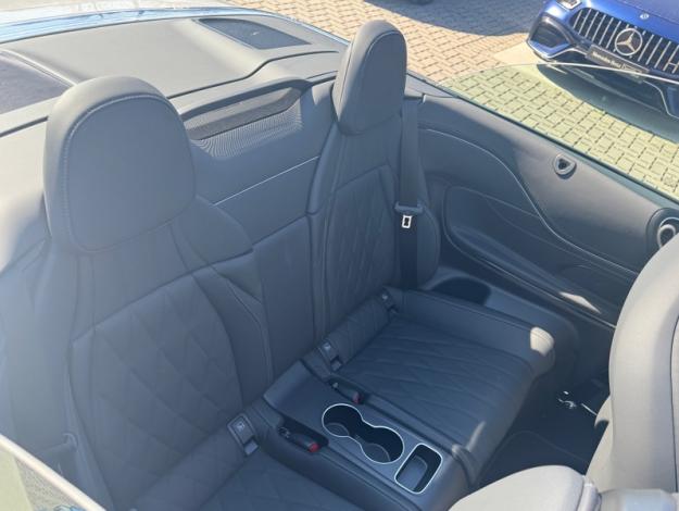 MERCEDES-BENZ CLE 220 d AMG Line Cabriolet  