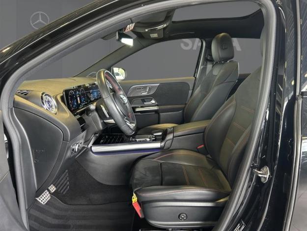 MERCEDES-BENZ GLA 250 e AMG Pack Night PREMIUM Plus Pano  