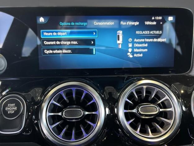 MERCEDES-BENZ GLA 250 e AMG Pack Night PREMIUM Plus Pano  