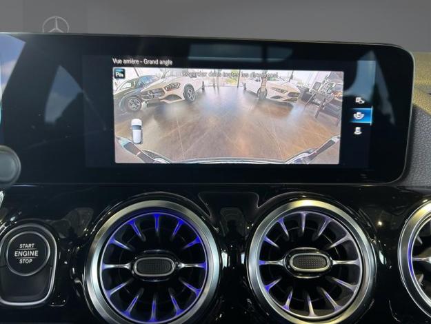MERCEDES-BENZ GLA 250 e AMG Pack Night PREMIUM Plus Pano  