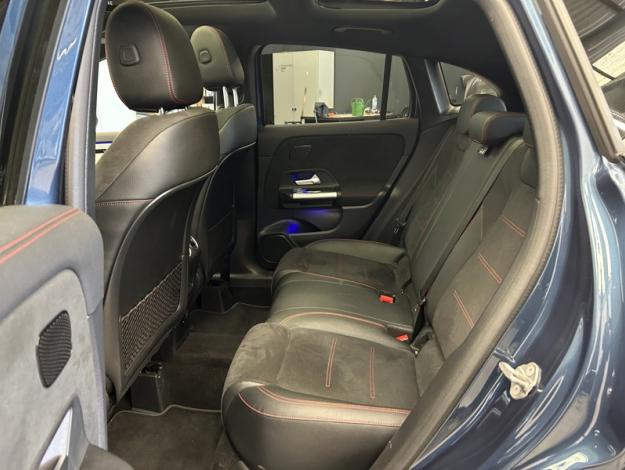 MERCEDES-BENZ GLA 250 e AMG Pack Night PREMIUM PLUS Attelage Pano  