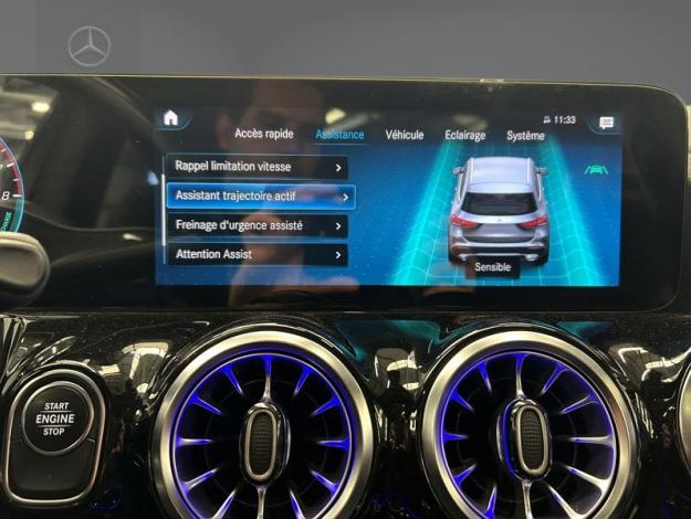MERCEDES-BENZ GLA 250 e AMG Pack Night PREMIUM PLUS Attelage Pano  