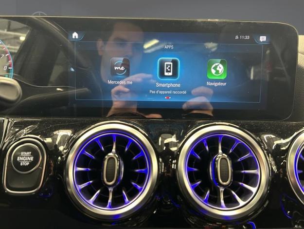 MERCEDES-BENZ GLA 250 e AMG Pack Night PREMIUM PLUS Attelage Pano  