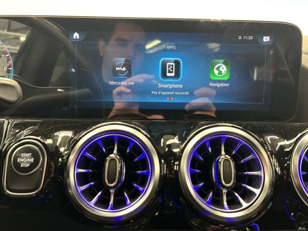 MERCEDES-BENZ GLA 250 e AMG Pack Night PREMIUM PLUS Attelage Pano  