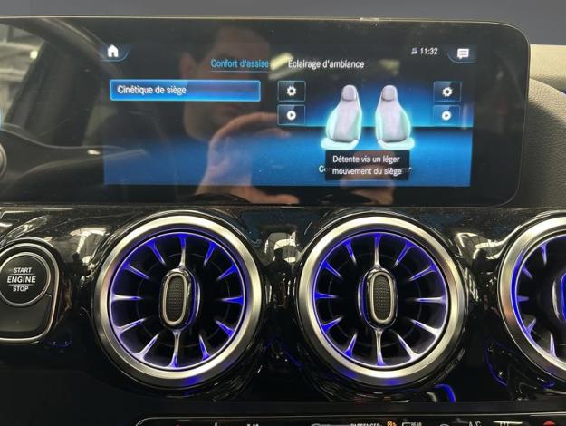 MERCEDES-BENZ GLA 250 e AMG Pack Night PREMIUM PLUS Attelage Pano  