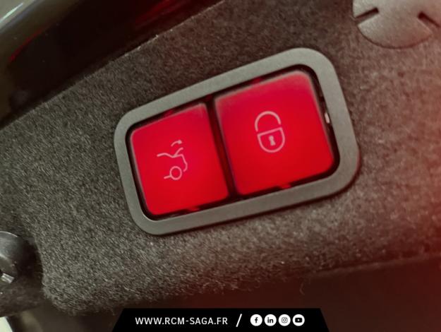 MERCEDES-BENZ Classe C Berline Classe C 300 de Berline AMG Line  