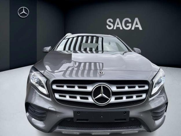 MERCEDES-BENZ GLA 180 AMG Line  