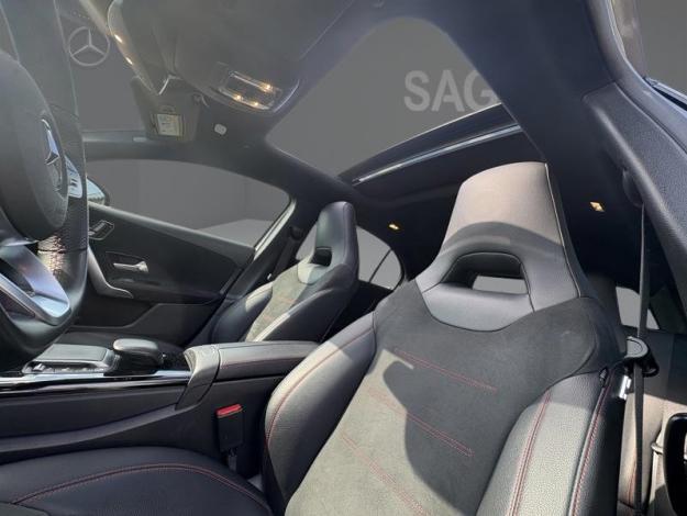 MERCEDES-BENZ Classe A A 180 Compacte AMG Line 