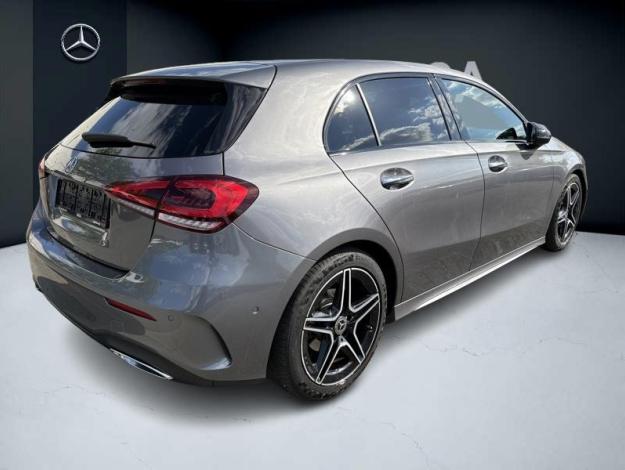 MERCEDES-BENZ Classe A A 180 Compacte AMG Line 