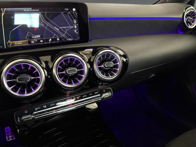 MERCEDES-BENZ Classe A A 180 Compacte AMG Line 
