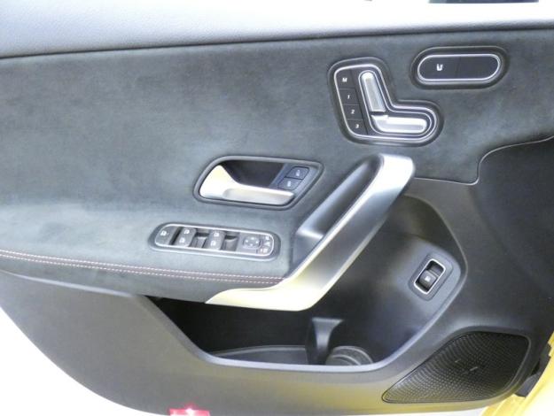 MERCEDES-BENZ Classe A 250 e AMG Line  