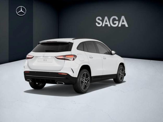 MERCEDES-BENZ GLA 250 e AMG Line  