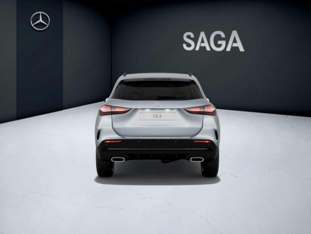 MERCEDES-BENZ GLA 180 d  