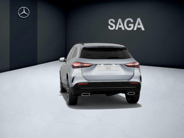 MERCEDES-BENZ GLA 180 d  