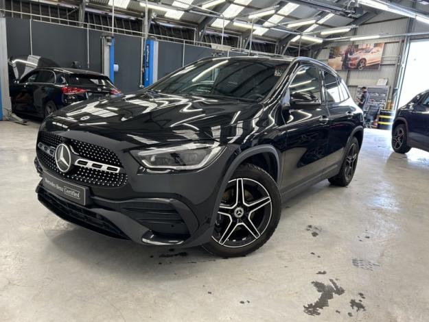 MERCEDES-BENZ GLA 250 e AMG Line PREMIUM PLUS  