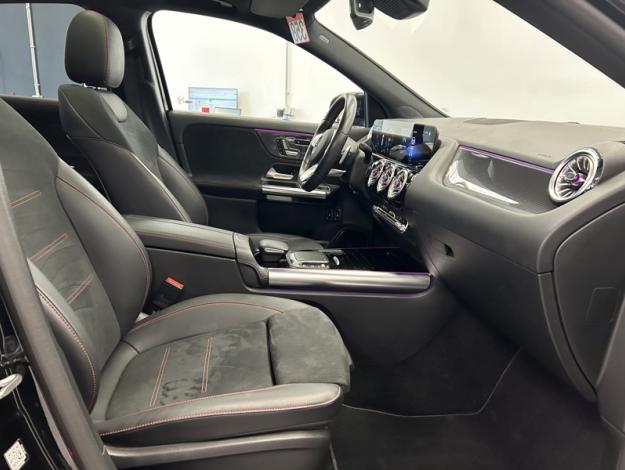MERCEDES-BENZ GLA 250 e AMG Line PREMIUM PLUS  