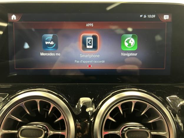 MERCEDES-BENZ GLA 250 e AMG Line PREMIUM PLUS  