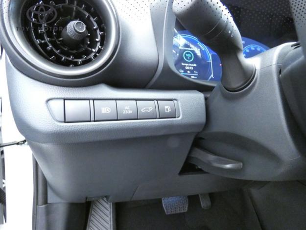 TOYOTA C-HR 2.0 PHEV 225 Collection pack techno  
