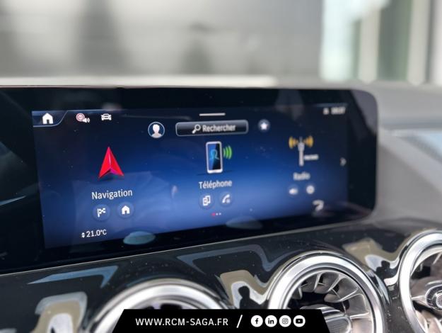 MERCEDES-BENZ GLA 200 d AMG Line  