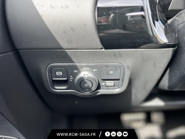 MERCEDES-BENZ GLA 200 d AMG Line  