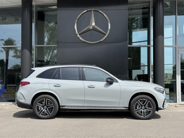 MERCEDES-BENZ GLC GLC 300 e  Hybrid EQ 4MATIC AMG Line +  GLC 300 e  Hybrid EQ 4MATIC AMG Line +