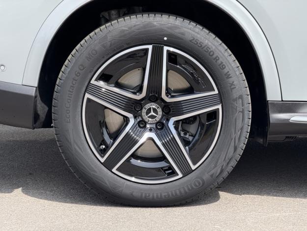 MERCEDES-BENZ GLC GLC 300 e  Hybrid EQ 4MATIC AMG Line +  GLC 300 e  Hybrid EQ 4MATIC AMG Line +