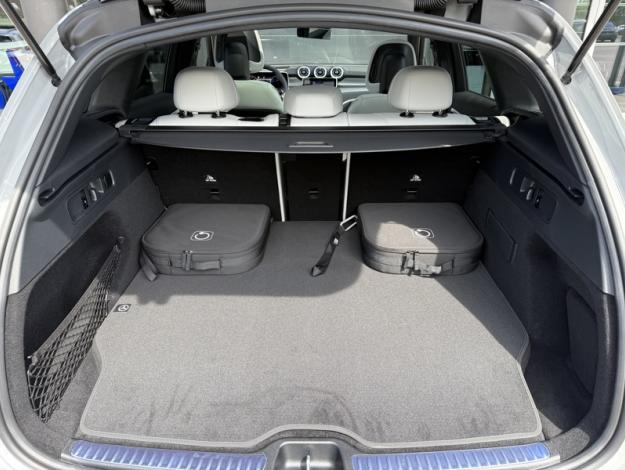 MERCEDES-BENZ GLC GLC 300 e  Hybrid EQ 4MATIC AMG Line +  GLC 300 e  Hybrid EQ 4MATIC AMG Line +