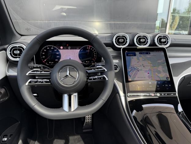MERCEDES-BENZ GLC GLC 300 e  Hybrid EQ 4MATIC AMG Line +  GLC 300 e  Hybrid EQ 4MATIC AMG Line +