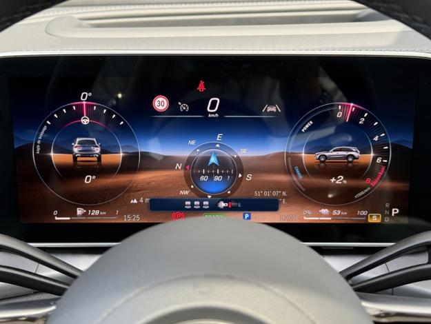MERCEDES-BENZ GLC GLC 300 e  Hybrid EQ 4MATIC AMG Line +  GLC 300 e  Hybrid EQ 4MATIC AMG Line +