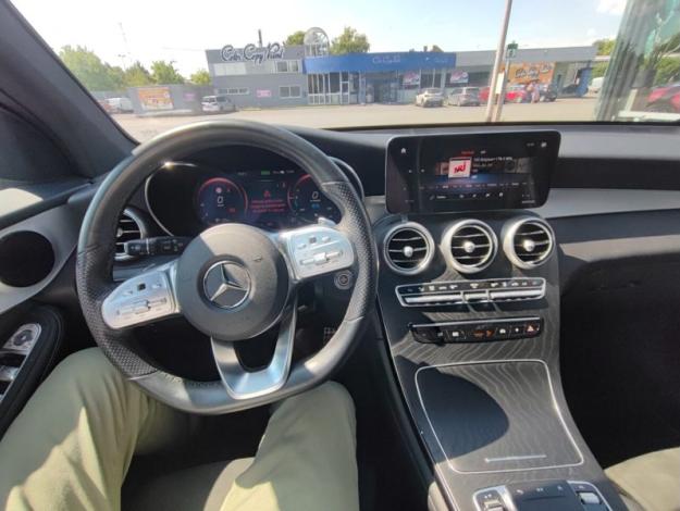 MERCEDES-BENZ GLC-Klasse GLC 300 de 4MATIC Business Solution