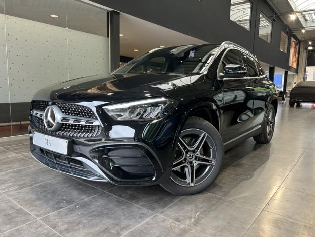 MERCEDES-BENZ GLA-Klasse GLA 250 e AMG Line