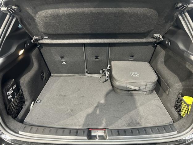 MERCEDES-BENZ GLA-Klasse GLA 250 e AMG Line