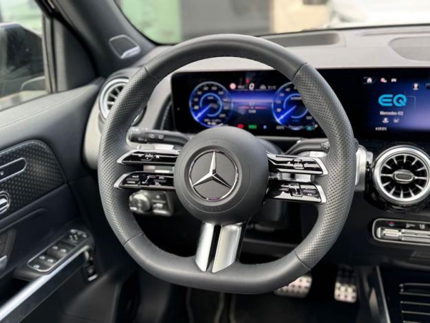 MERCEDES-BENZ EQB 350 4MATIC AMG Line 7 Places  